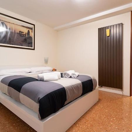 The Zen House Apartment Venedig Exteriör bild