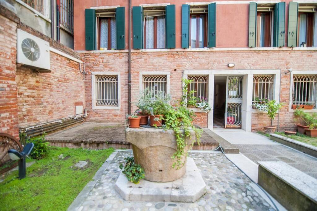 The Zen House Apartment Venedig Exteriör bild