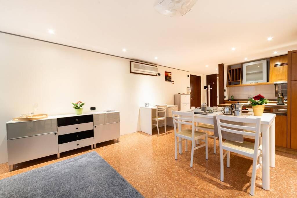 The Zen House Apartment Venedig Exteriör bild